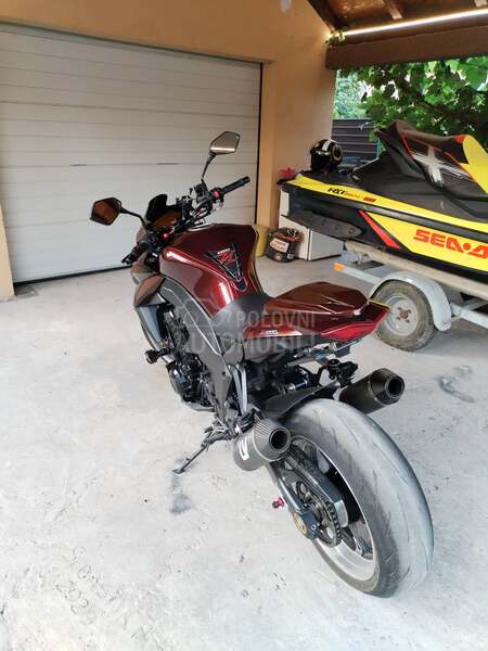Kawasaki Z1000