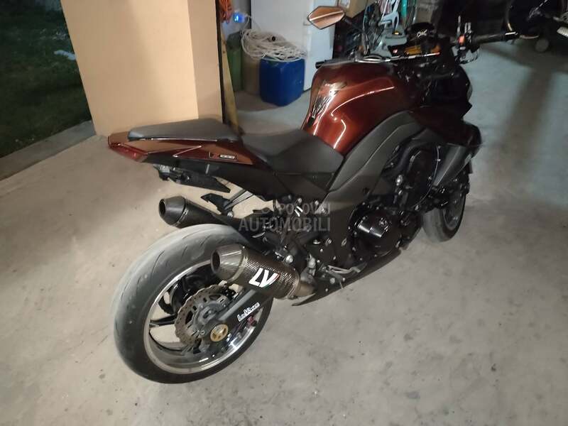 Kawasaki Z1000