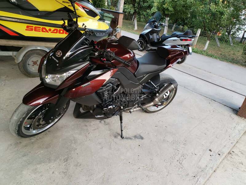 Kawasaki Z1000
