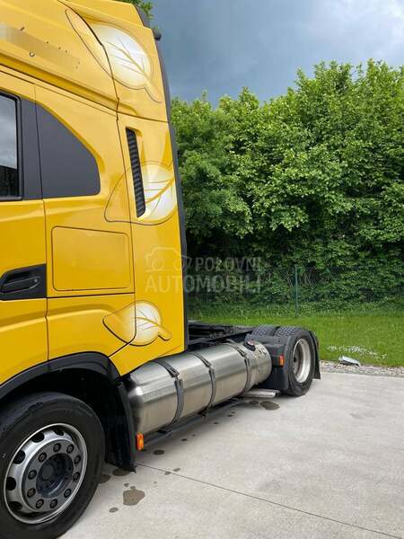 Iveco S WAY 460 metan