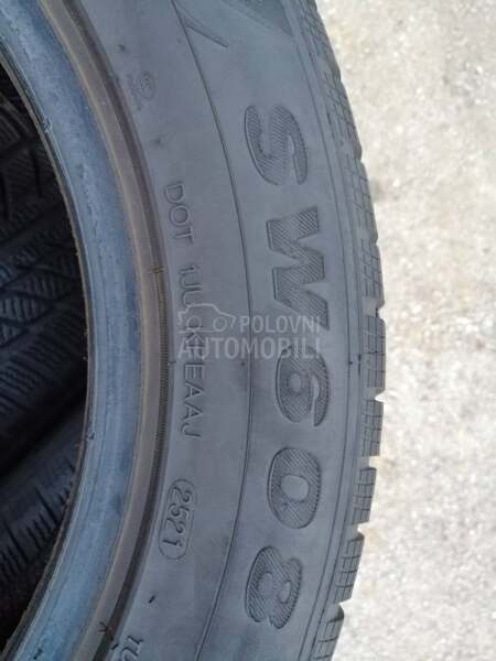 Goodride 215/55 R16 Zimska