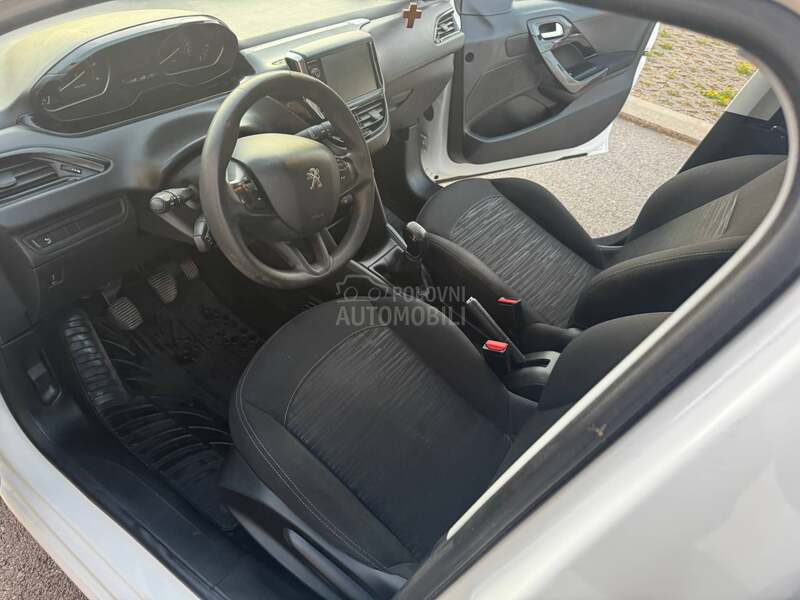 Peugeot 208 1.6 BlueHDi