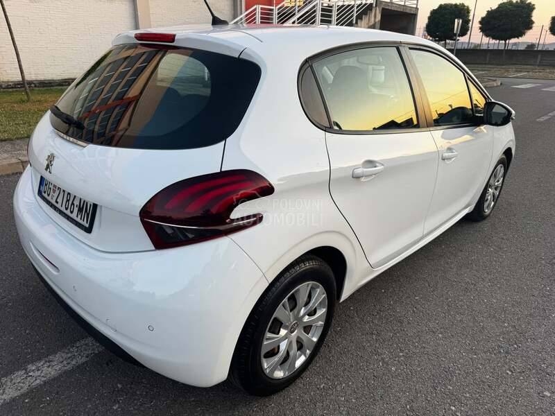 Peugeot 208 1.6 BlueHDi