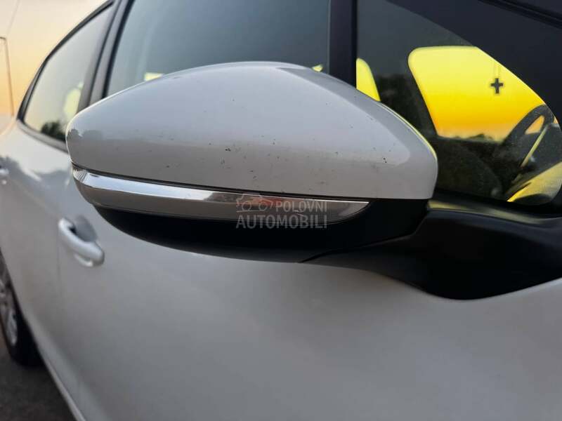 Peugeot 208 1.6 BlueHDi