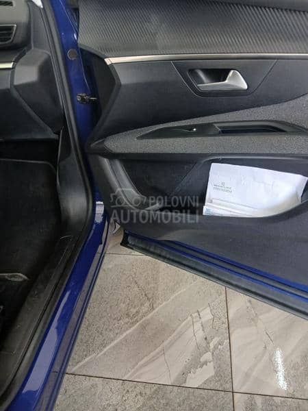 Peugeot 3008 virtual