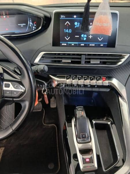 Peugeot 3008 virtual