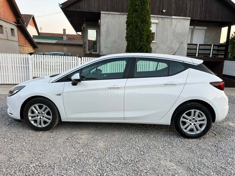 Opel Astra K NOVAAA