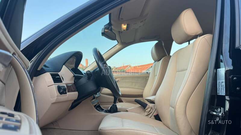 BMW X3 2.0 D/RESTAYLE/F.U.L