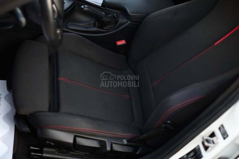 BMW 318 d SPORT Autom