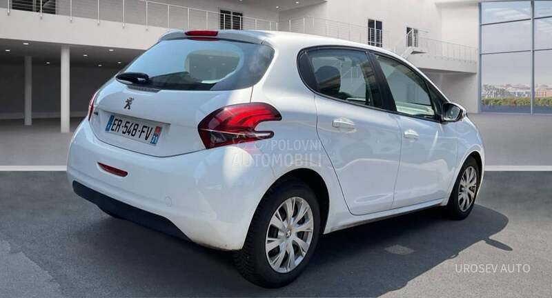 Peugeot 208 1.6 HDi NAV