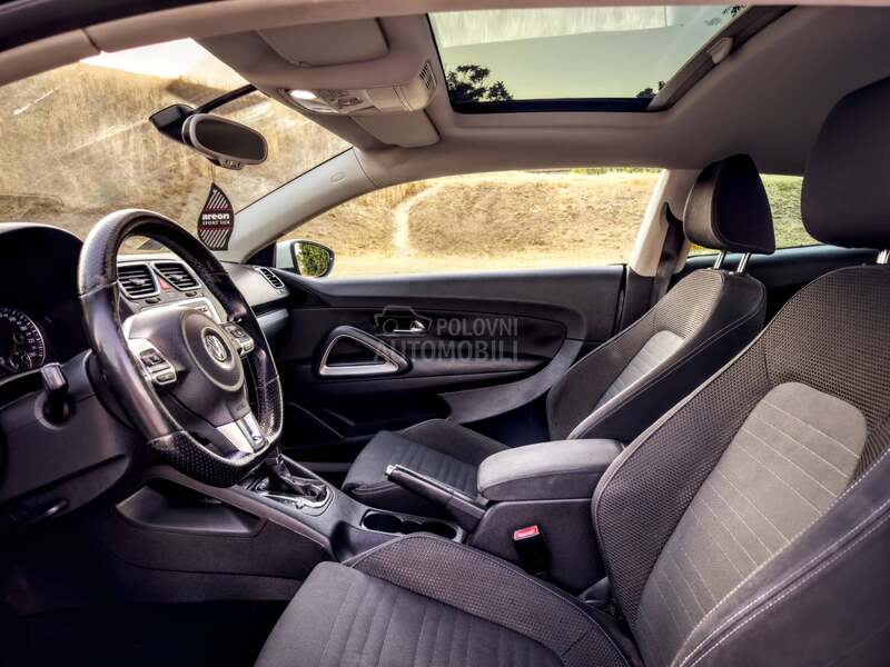 Volkswagen Scirocco DSG/PANO/XENON