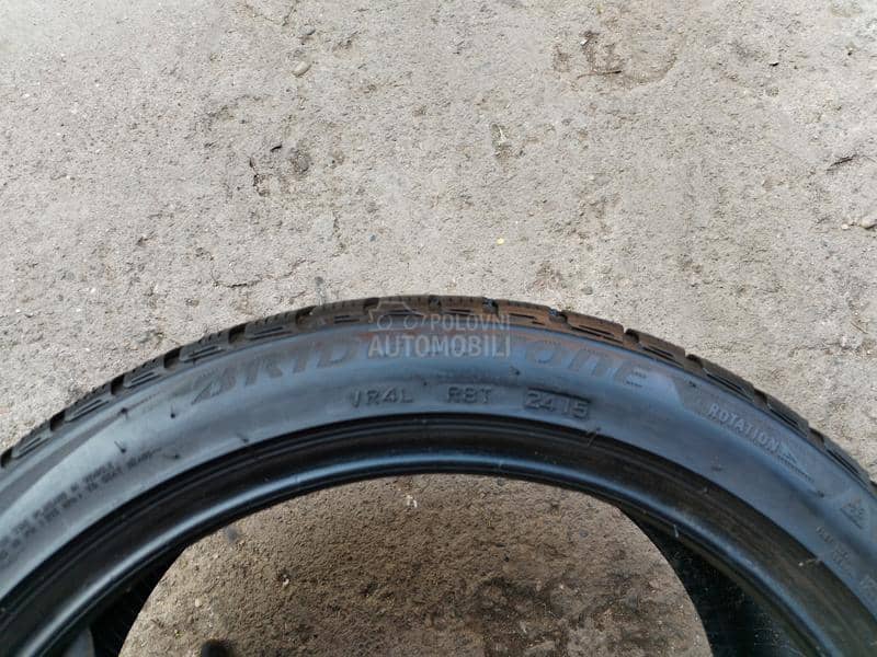Bridgestone 205/45 R17 Zimska