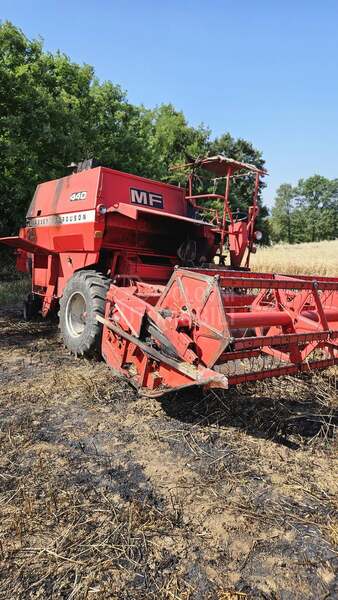 Massey Ferguson 440