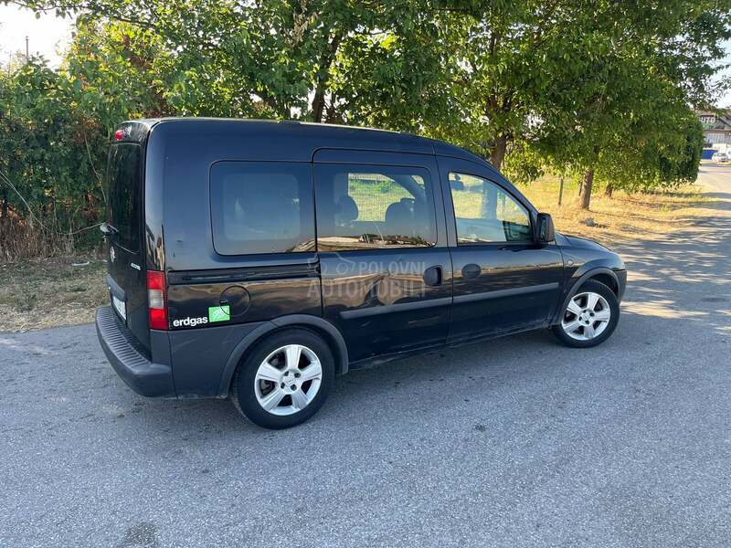Opel Combo 1.6