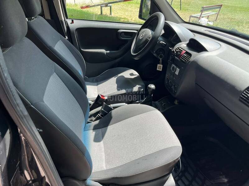 Opel Combo 1.6