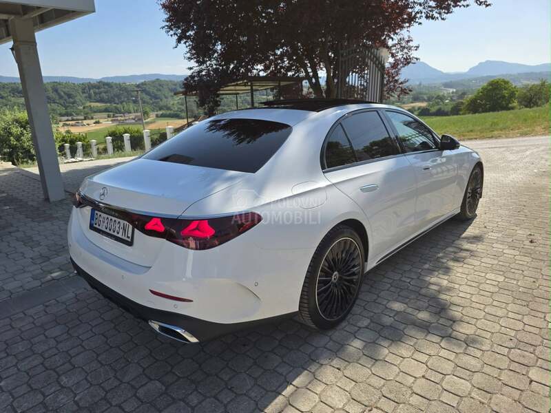 Mercedes Benz E 220 d 4M 3XAMG NOV