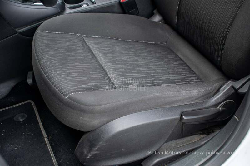 Opel Astra J 