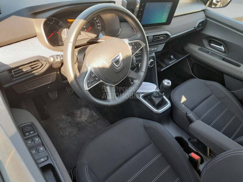 Dacia Logan 
