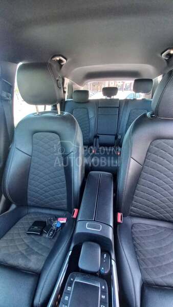 Mercedes Benz GLB 200 