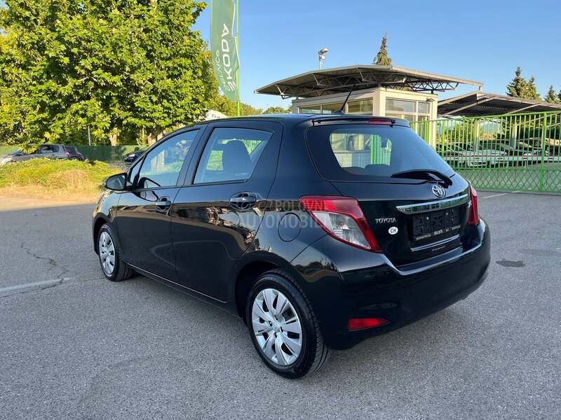 Toyota Yaris 1.3 Švajcarac