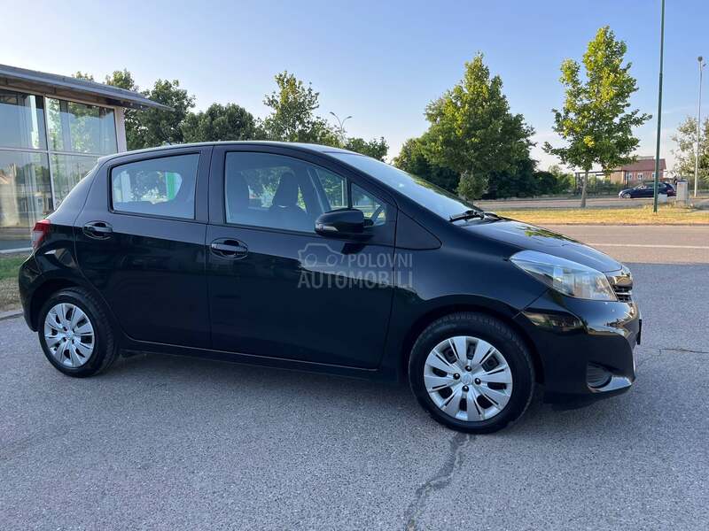 Toyota Yaris 1.3 Švajcarac