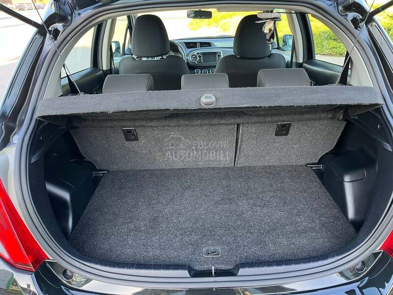 Toyota Yaris 1.3 Švajcarac