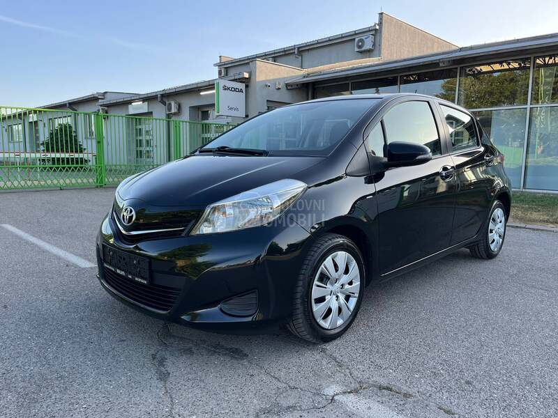 Toyota Yaris 1.3 Švajcarac
