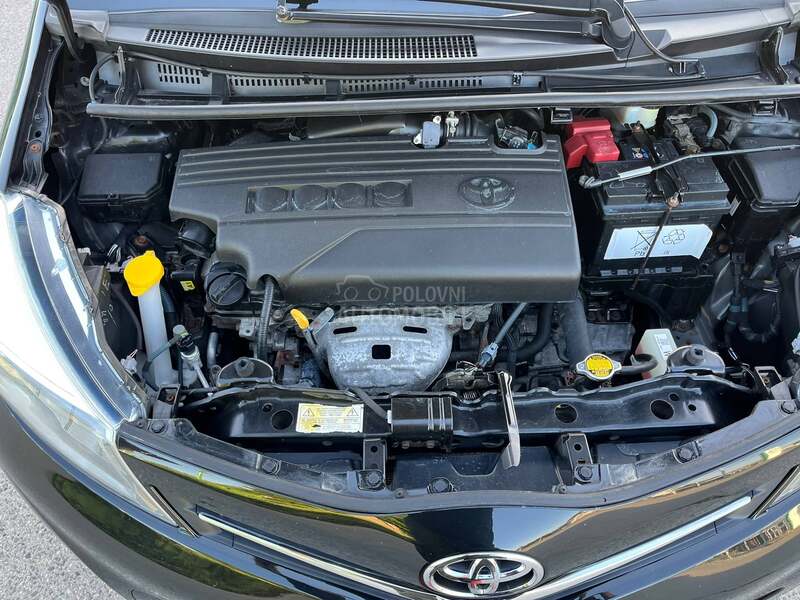 Toyota Yaris 1.3 Švajcarac