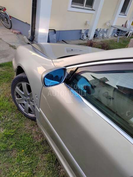 Peugeot 607 