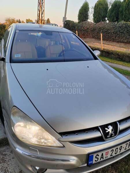Peugeot 607 