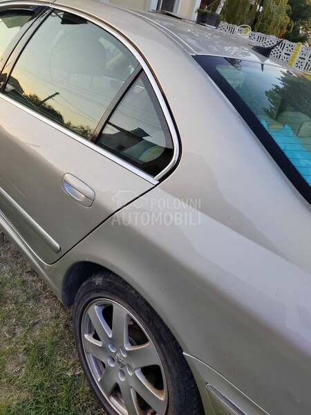 Peugeot 607 