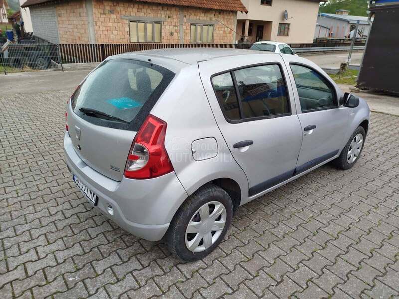 Dacia Sandero 