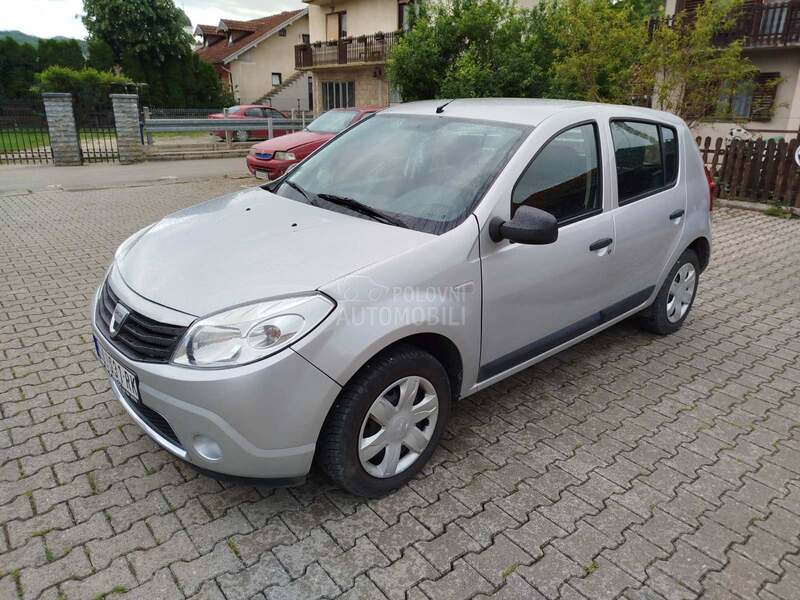 Dacia Sandero 
