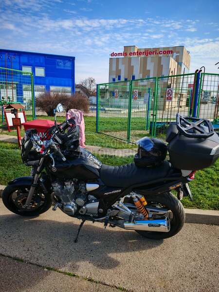 Yamaha xjr1300