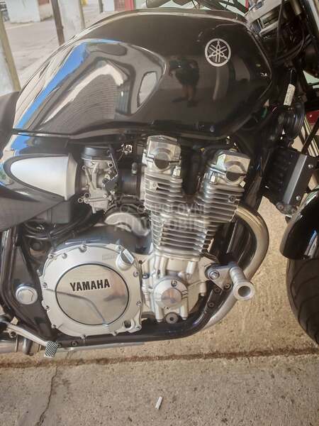 Yamaha xjr1300
