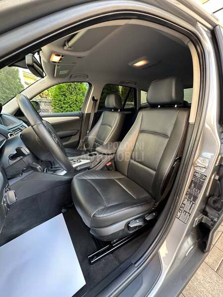 BMW X1 2.0D/XDrive/AUTOM/CH