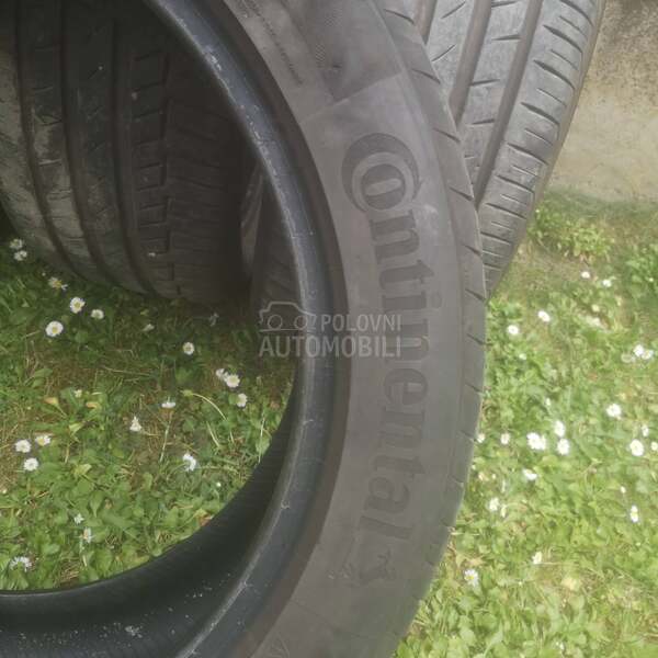 Continental 235/45 R18 Letnja