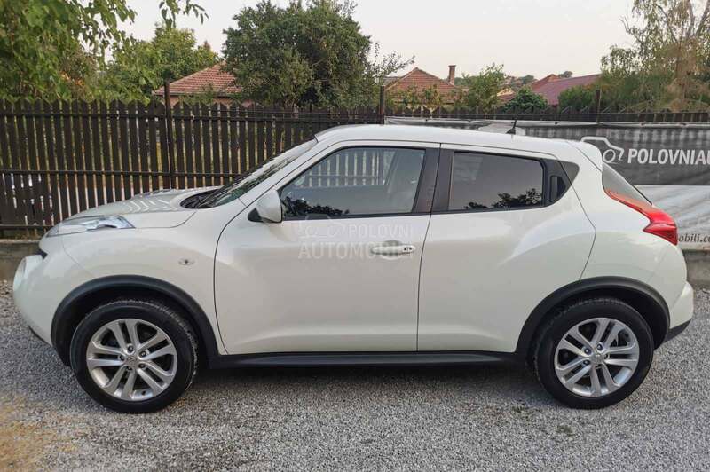 Nissan Juke 4x4 / A u t o m a t