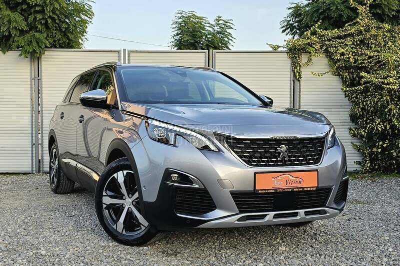 Peugeot 5008 Crossway