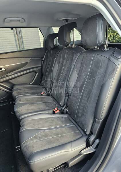 Peugeot 5008 Crossway
