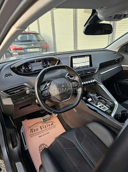 Peugeot 5008 Crossway