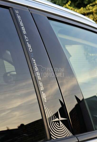 Peugeot 5008 Crossway