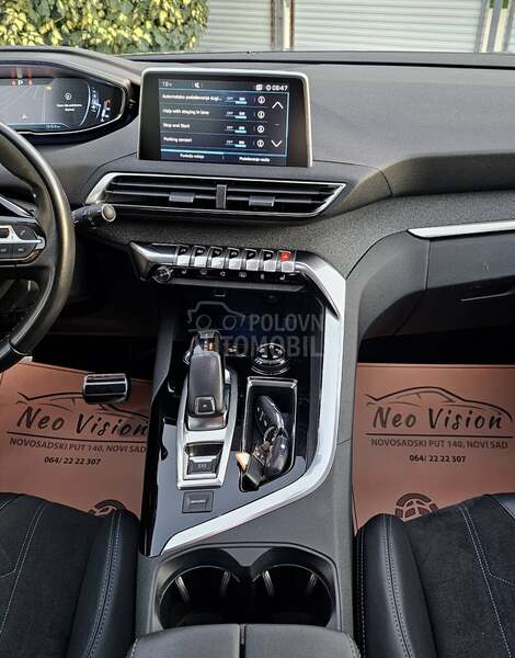 Peugeot 5008 Crossway