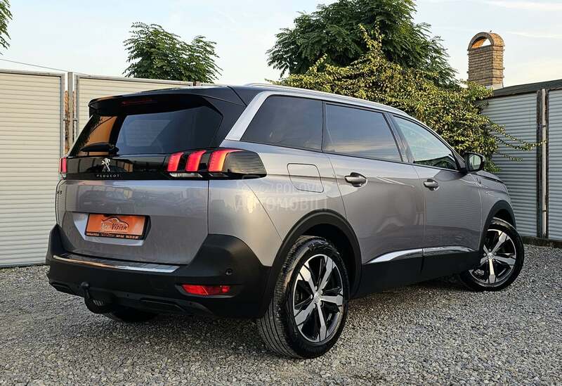 Peugeot 5008 Crossway