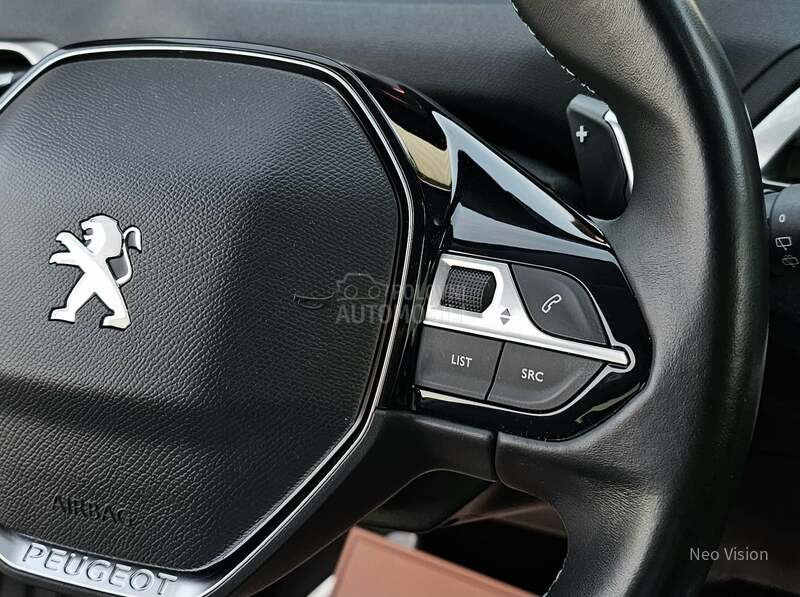 Peugeot 5008 Crossway