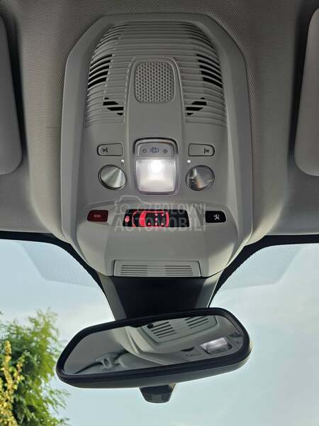 Peugeot 5008 Crossway