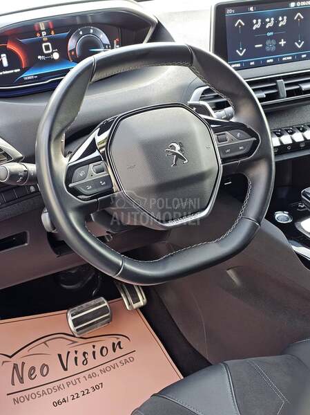 Peugeot 5008 Crossway