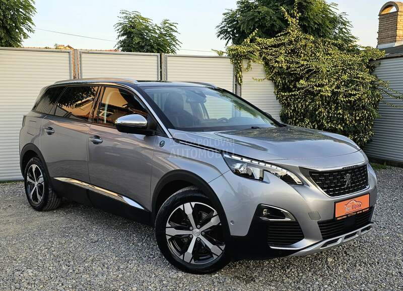 Peugeot 5008 Crossway