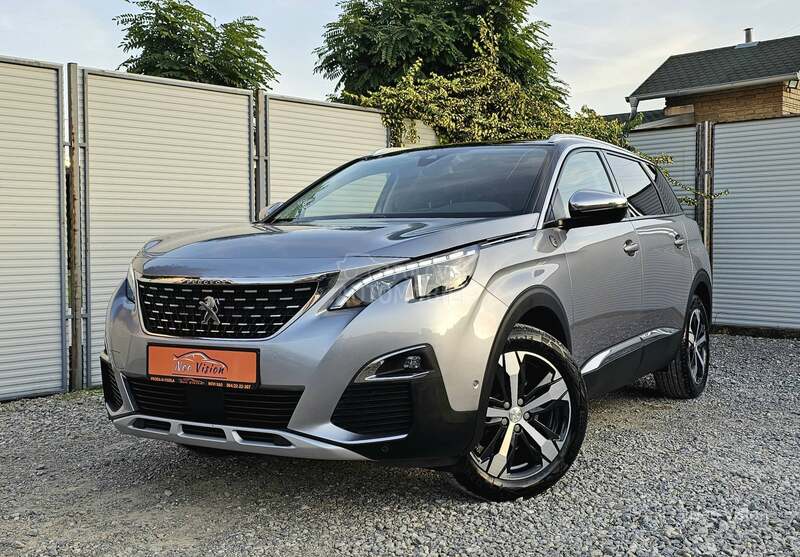 Peugeot 5008 Crossway