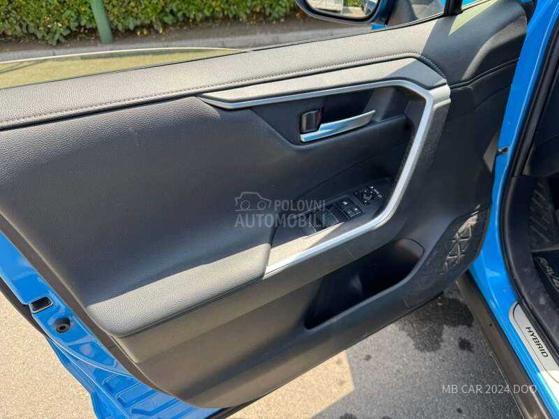 Toyota RAV 4 hybrid